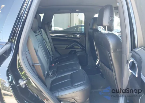 2017 Porsche Cayenne Platinum Edition из США, поврежденный, VIN WP1AA2A24HKA82438